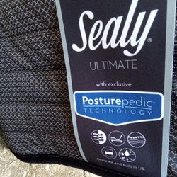 Sealy Ultimate Posturepedic King Mattress ...Very Plush!!