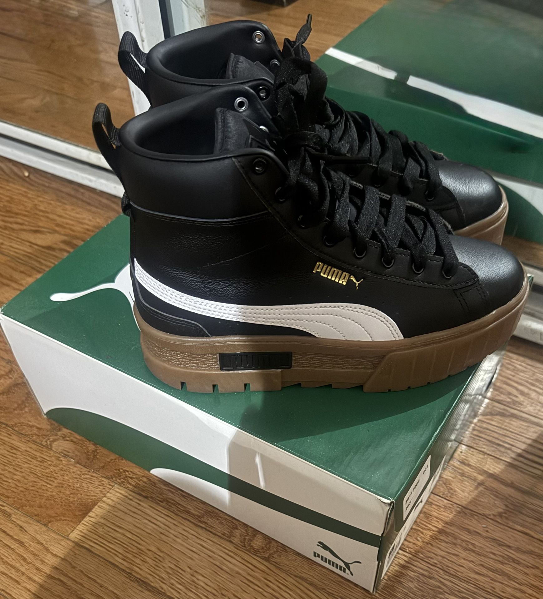 Women New Puma Mayze Mid Sz 7 