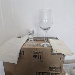50 - 17"x17" Ivory Color Polyester Dinner Napkins