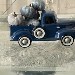 Fall Pumpkin Truck Decor 