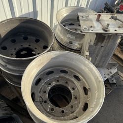 Cheap Used Truck Parts DD15 / DD13