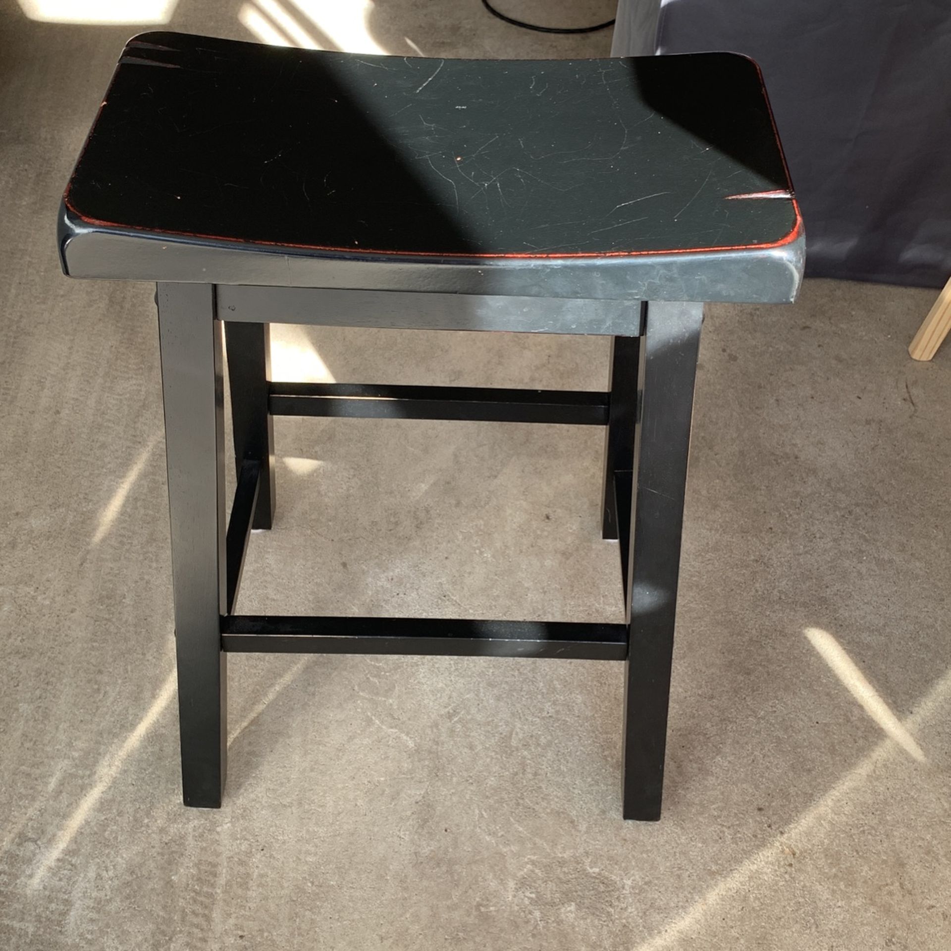 Black Stool 9x17x24