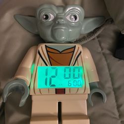 Super Nice Star Wars Lego Yoda Kids Minifigure Light up Alarm Clock Tested Works