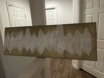 Silver glitter wall painting