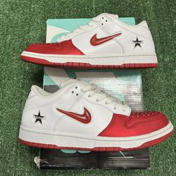 Nike SB Dunk Low Supreme Jewel Swoosh Red size 10 VNDS