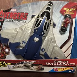 AVENGERS AGE OF ULTRON QUINJET MOTO LAUNCHER SET IRON MAN HOT WHEELS MISB 2014
