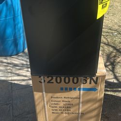 Mini Fridge 