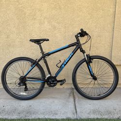 Trek 820 Hardtail Mountain Bike size Medium