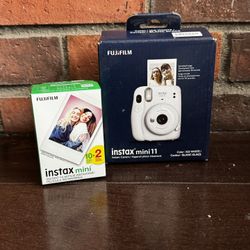 Instax Mini 11 Camera