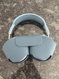Blue AirPods Max (Lightning)
