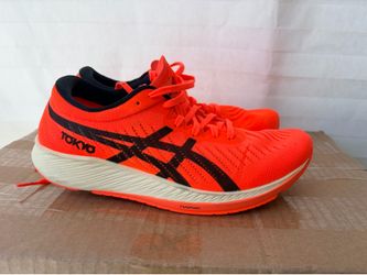 ASICS Tokyo Racer size 7