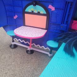 LOL Surprise 4-in-1 Glamper Fashion Camper