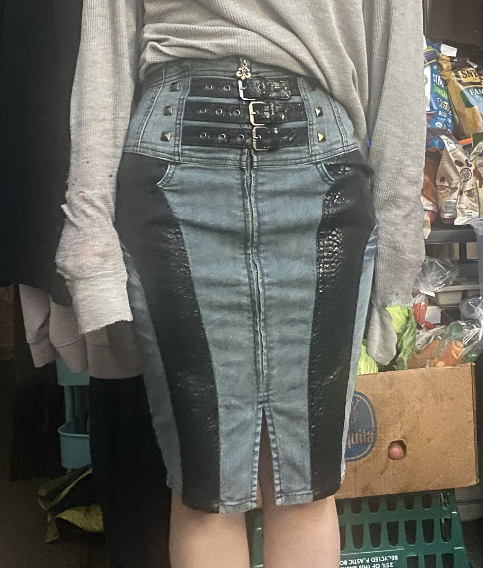 Denim Pencil Skirt - size  5/6