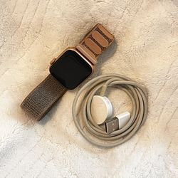 Apple Watch Series 4 40MM +  GPS