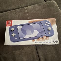 Nintendo Switch Lite Purple
