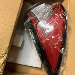 Tail Light For 2013-17 Chevrolet Traverse Left Outer Halogen with bulb(s) CAPA