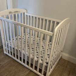 Portable Mini Crib