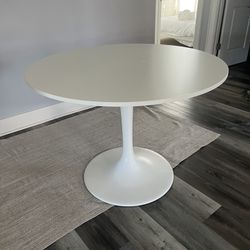 White Circle Table - Brand New!