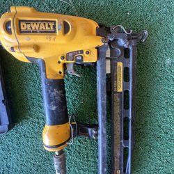 Dewalt 16 And 18 Gauge Nailers 