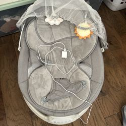 Electric Infant Swing With 3speed,portable Indoor Baby Rocker,touch Screen and Remote Control