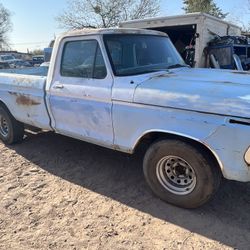 Parting Out 1974 F-100  Parts 