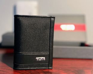 ALPHA Gusseted Card Case