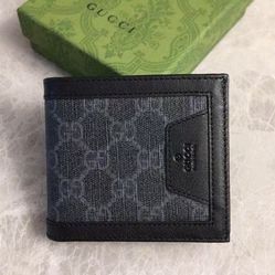 Guci Short Foldable Wallet in Genuine Leather for Men