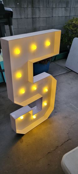 Number 5 Marquee 3 ft"