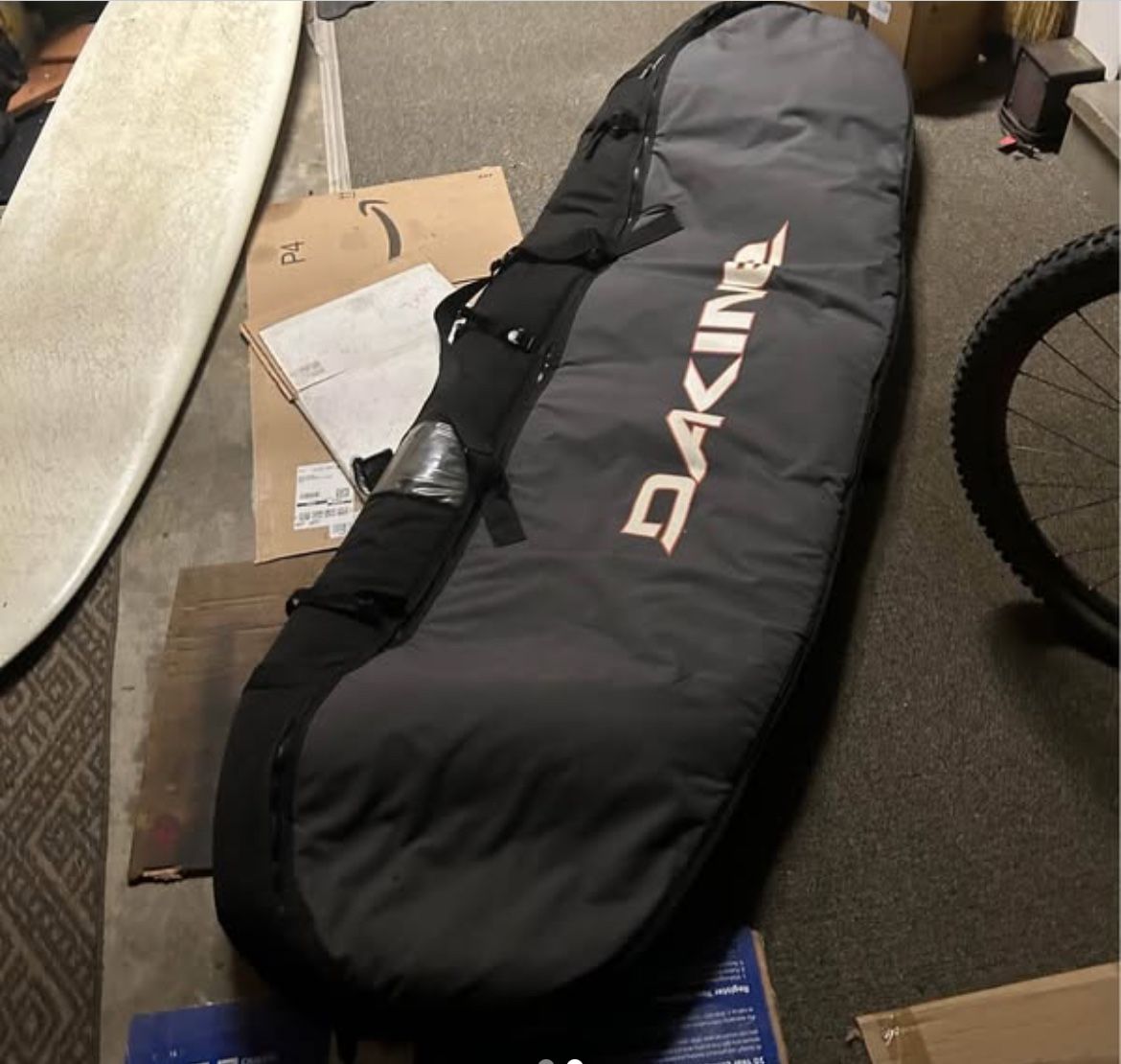 Dakine 7’10 Board Bag (2boards)