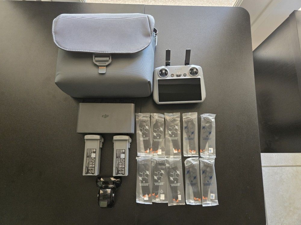 DJI Air 3 Accessories (RC 2 Remote, Batteries, Charging Hub +)
