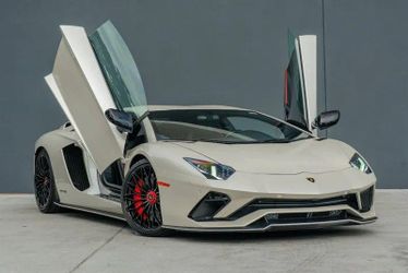 2017 Lamborghini Aventador