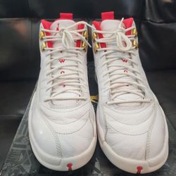 Jordan Retro 12's "Fiba" (Size 12) Excellent Condition Like New 100% Authentic 