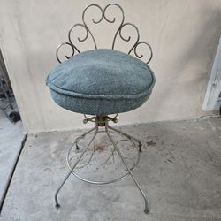 vintage mcm Pasco Hollywood vanity chair