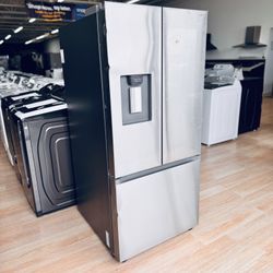 New Samsung - 22 cu. ft. 3-Door French Door Smart Refrigerator with External Water Dispenser - Stainless Steel Model: RF22A4221SR