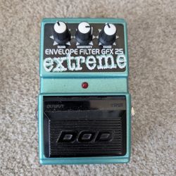 Guitar Pedals - Envelope Filter, Compressor, Looper, Distortion, Multi Fx