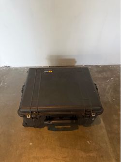 Camera case. Hard case. Water tight