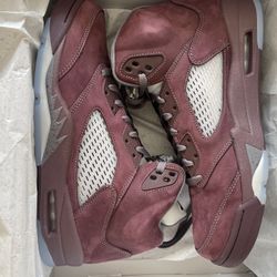 Size 13 Jordan 5 maroon brand new with box $220