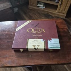 Oliva Cigar Box