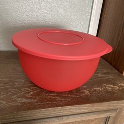 Tupperware 