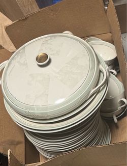Vintage Dish Set