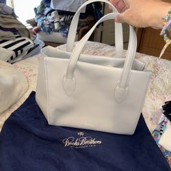 Brooks Brothers Leather Purse 