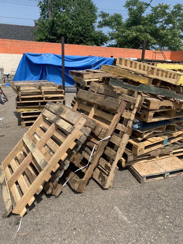 FREE PALLETS for Sale in Detroit, MI OfferUp
