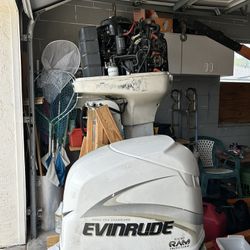 2006 Evinrude 225 HP Marine Outboard Motor 
