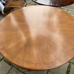 Dining Table 48”D x 31”H Solid Wood Beautiful Condition