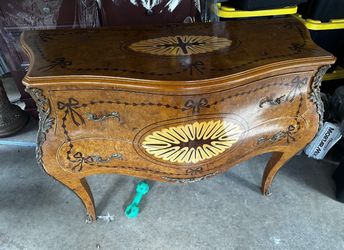 Vintage Hall Table / Dresser