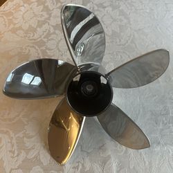 MERCURY MAX 5 OEM PROPELLER  28-8M0156460 RH 15.25" Diameter 28" Pitch
