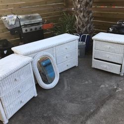 Brand New All White Bedroom Set With Mirror $100