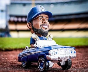 Trade for Yoshi Dodgers bobblehead ice cube lowrider dodger bobblehead miguel rojas