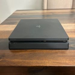 PS4 SLIM 