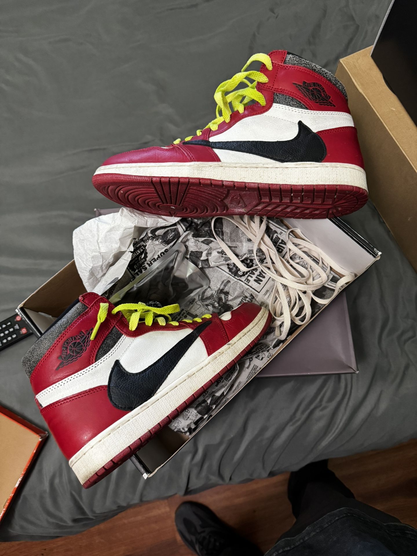 Jordan 1 Lost & found “Chicago”